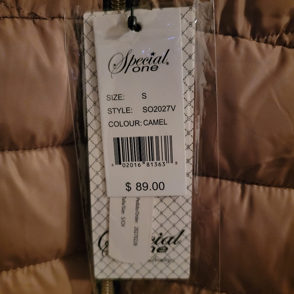 Jacket - Picture 3 of 7